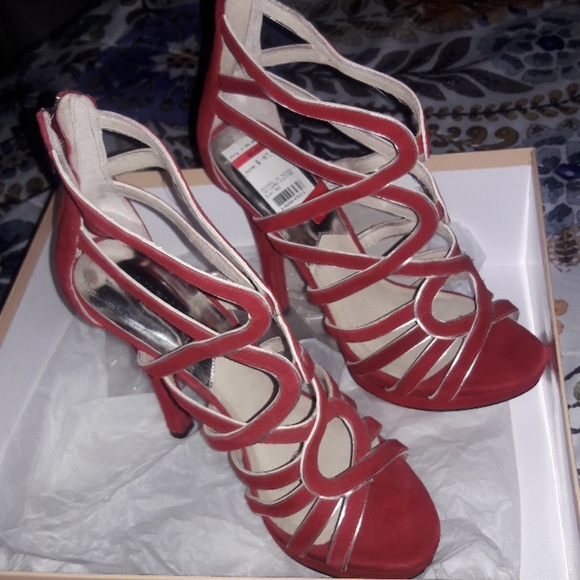 Michael by Michael K Tatianna Platform - Picture 2 of 5